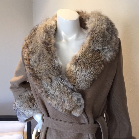 HOST PICK!  Vintage Risa Diane Fur Coat - Picture 3 of 7